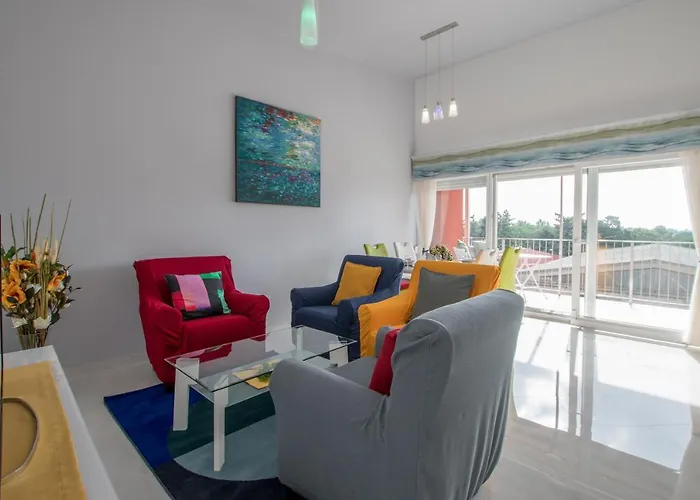 Bella Vista 2